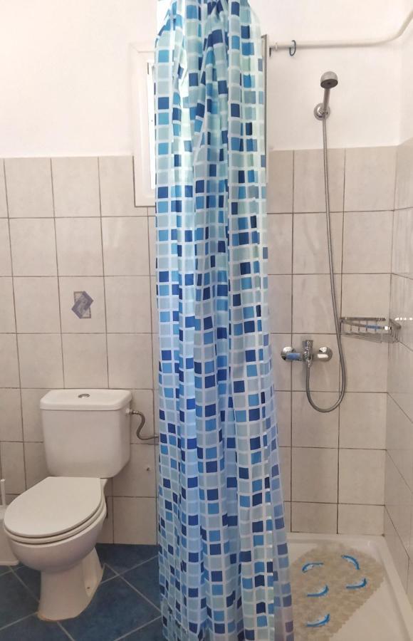 Hellmann Apartments Afión Екстериор снимка